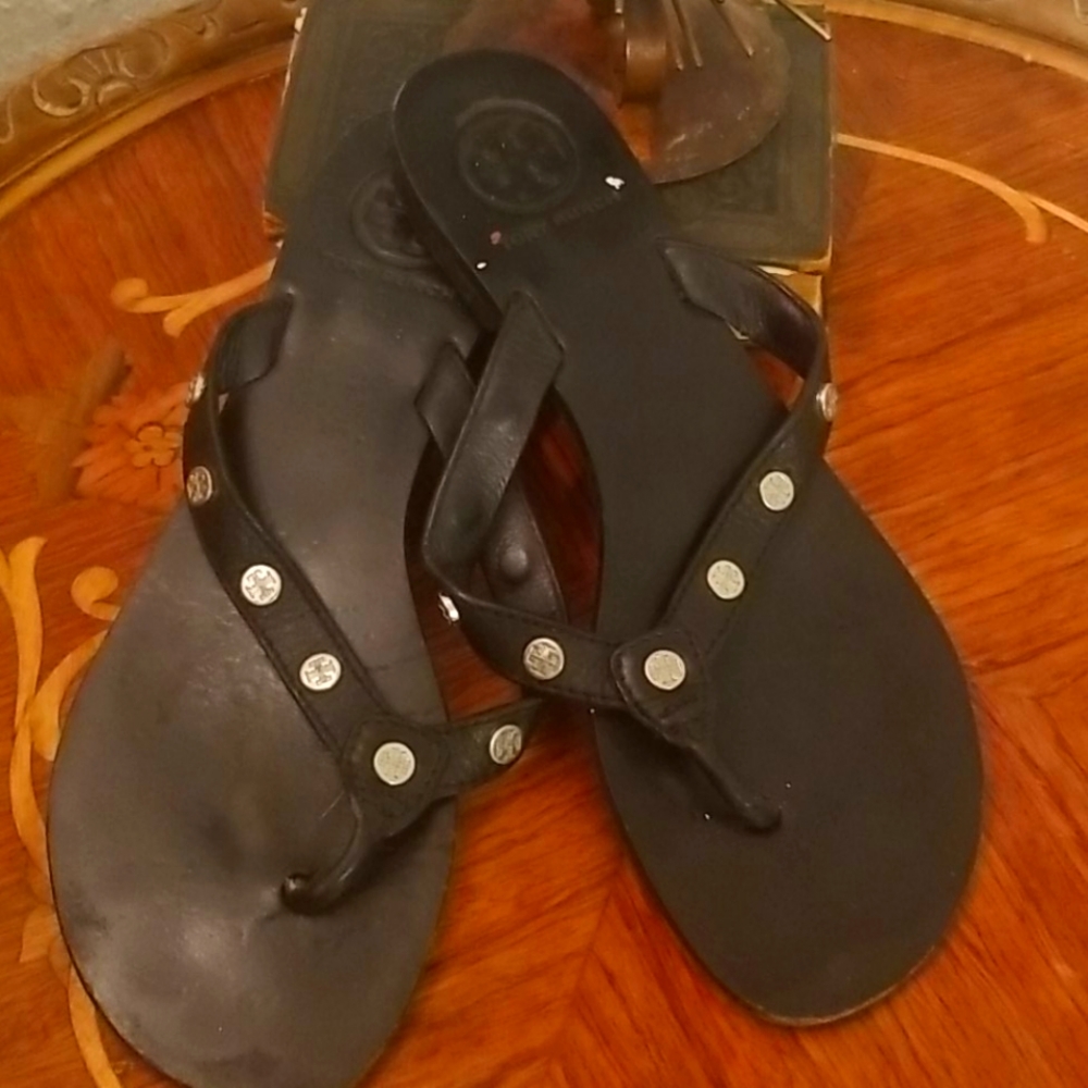 Torry Burch flip flaps size 7